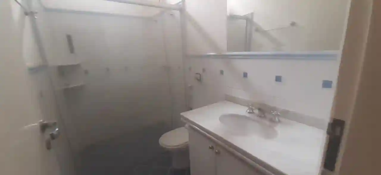 Casa de Condomínio com 3 quartos para aluguel, 250m² — foto 21 de 26