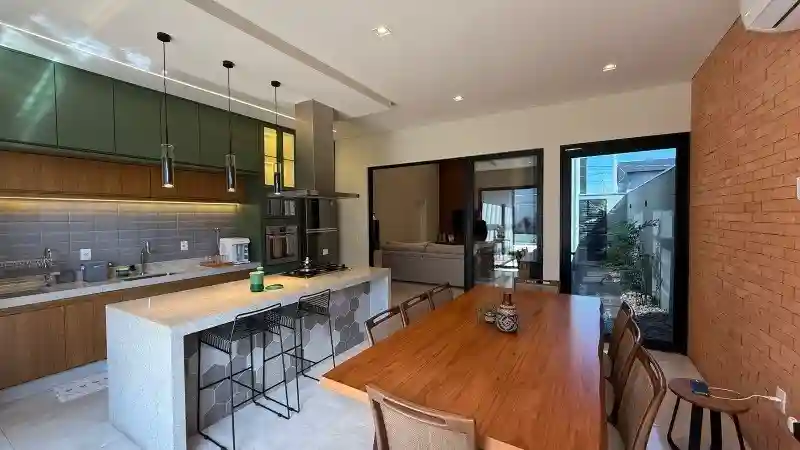 Casa de Condomínio com 3 quartos à venda, 200m² — foto 10 de 35