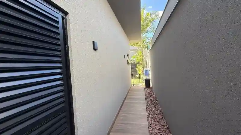 Casa de Condomínio com 3 quartos à venda, 200m² — foto 20 de 35