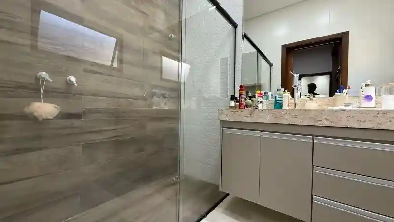 Casa de Condomínio com 3 quartos à venda, 200m² — foto 28 de 35