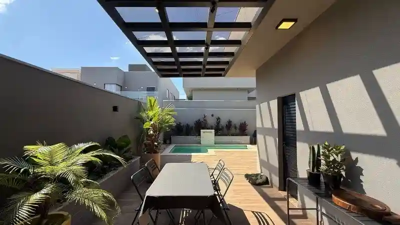 Casa de Condomínio com 3 quartos à venda, 200m² — foto 14 de 35