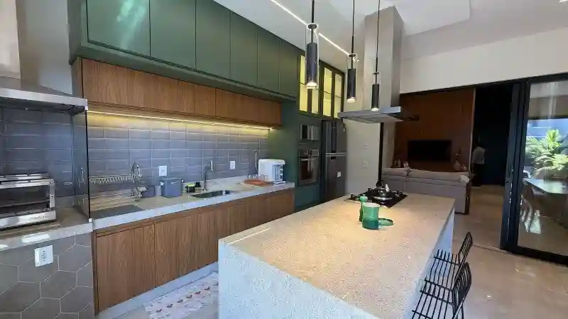 Casa de Condomínio com 3 quartos à venda, 200m² — foto 19 de 35