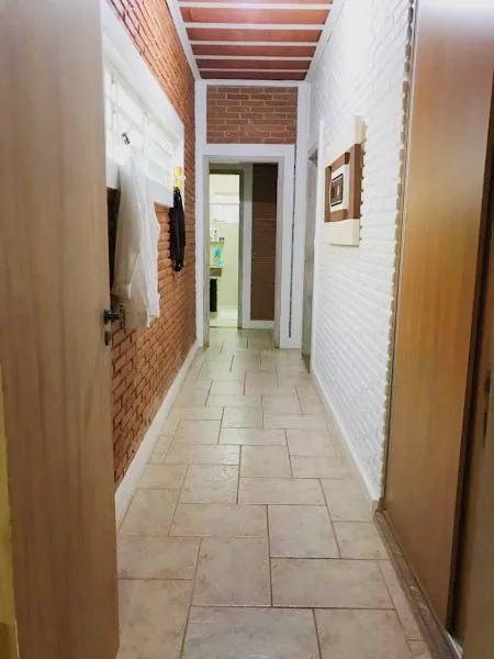 Casa à venda — foto 2 de 2