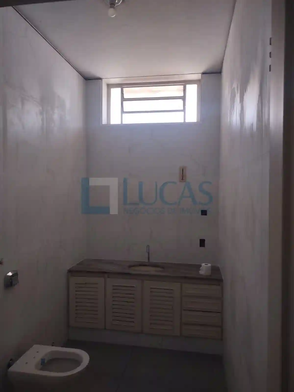 Casa Comercial com 3 quartos para aluguel, 800m² — foto 8 de 13
