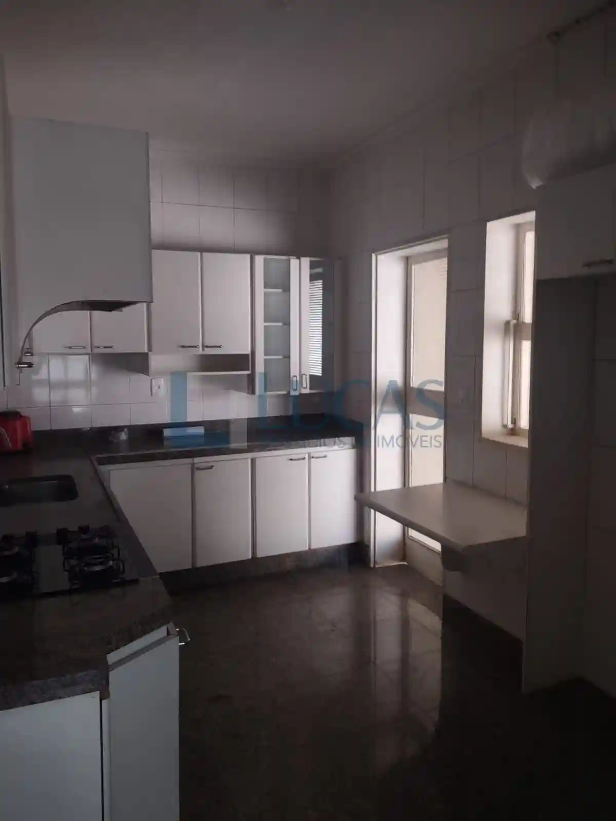 Casa Comercial com 3 quartos para aluguel, 800m² — foto 12 de 13