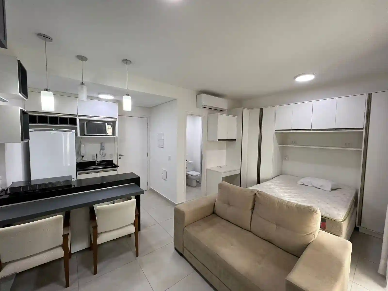 Apartamento com 1 quarto à venda, 35m² — foto 2 de 9