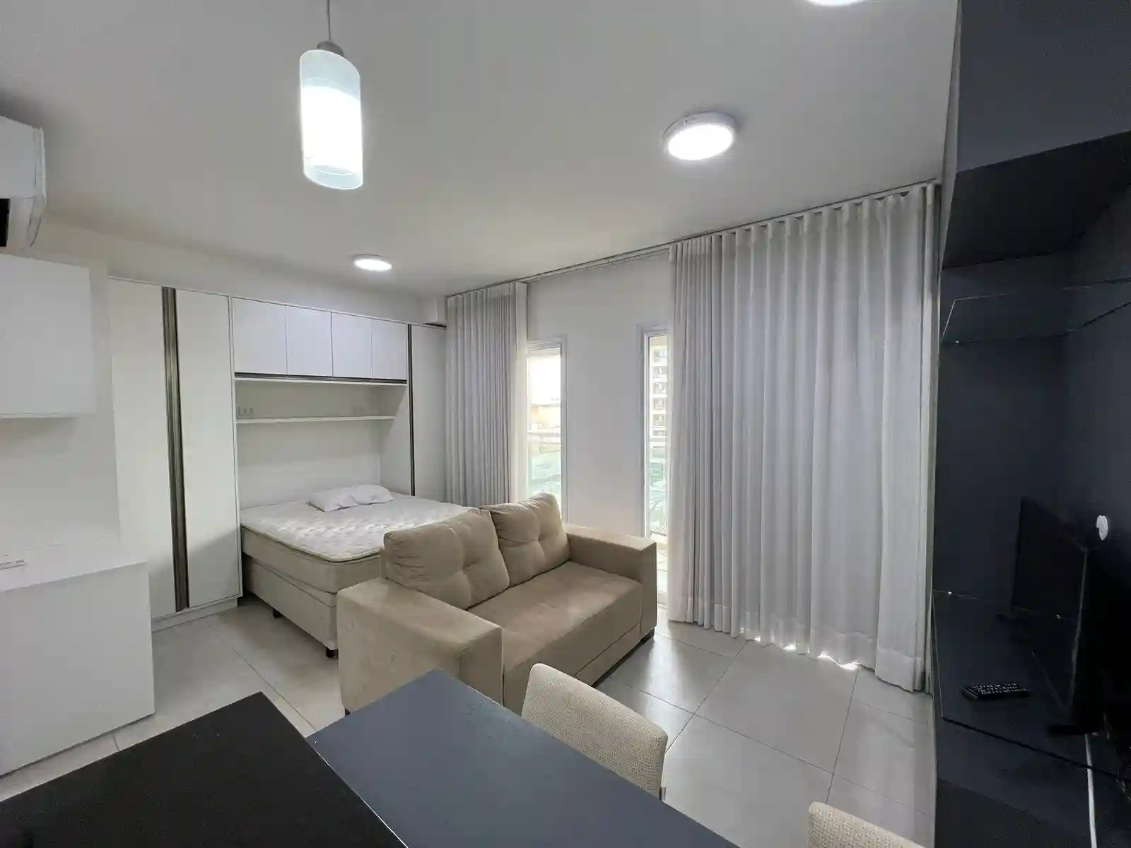 Apartamento com 1 quarto à venda, 35m² — foto 1 de 9