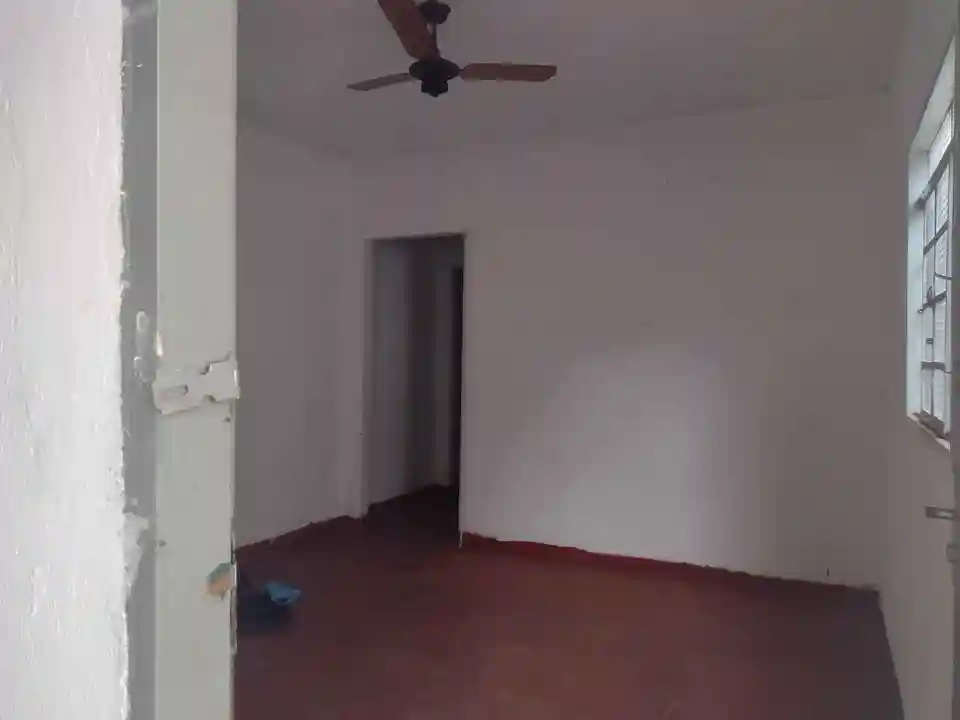 Casa à venda — foto 1 de 18
