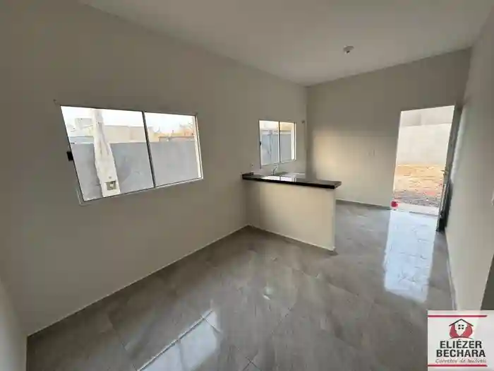 Casa com 3 quartos à venda, 60m² — foto 6 de 9
