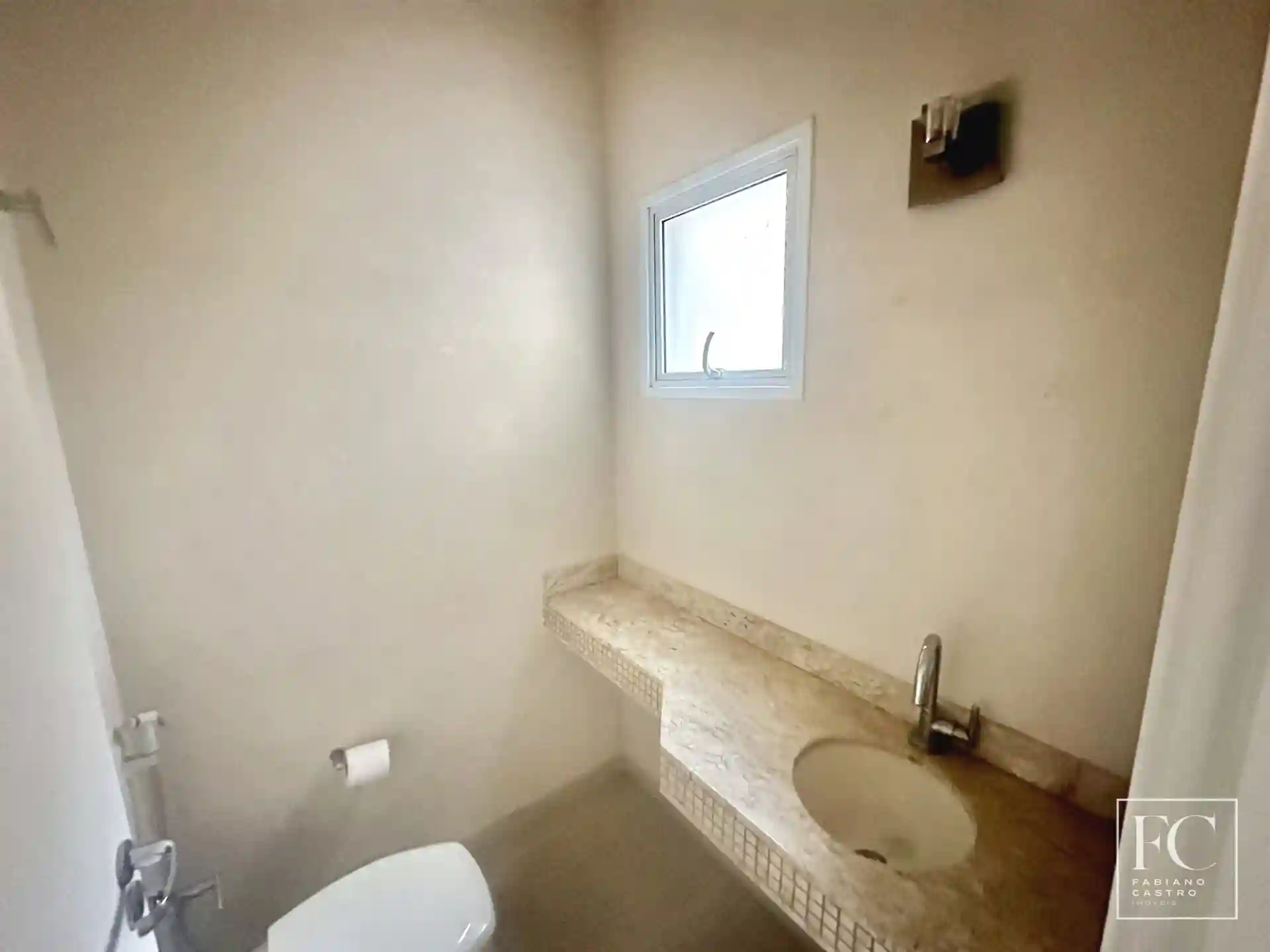 Casa de Condomínio com 3 quartos à venda, 220m² — foto 5 de 18
