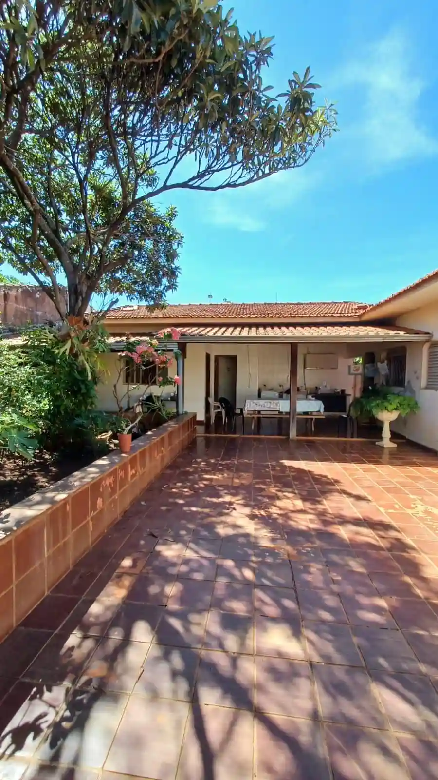 Casa com 3 quartos à venda, 237m² — foto 24 de 27