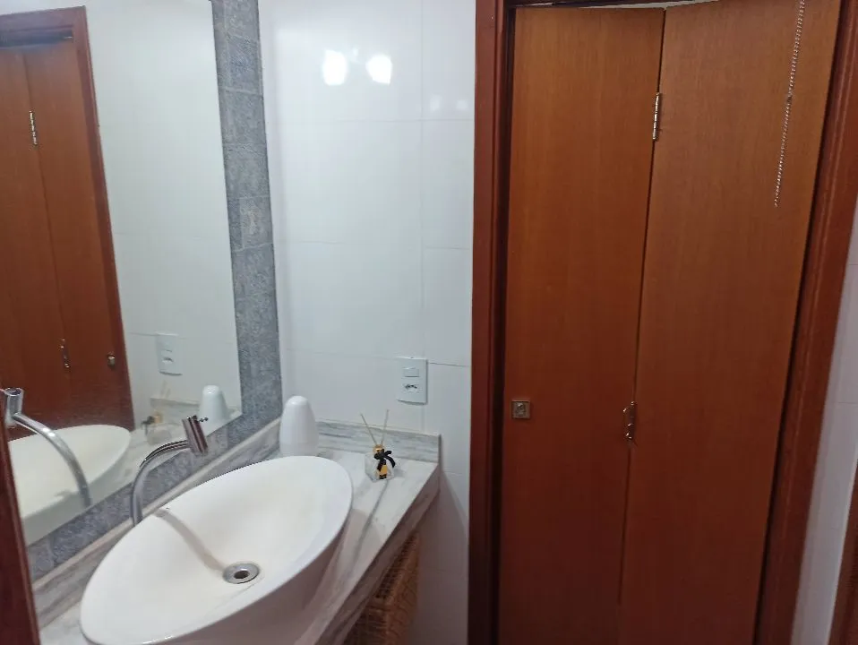 Casa de Condomínio à venda — foto 8 de 13