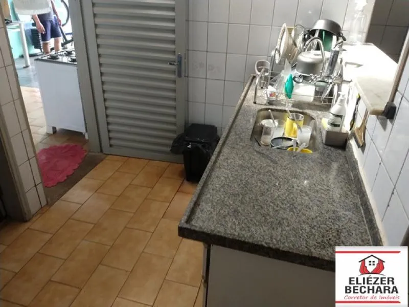 Casa à venda — foto 2 de 4