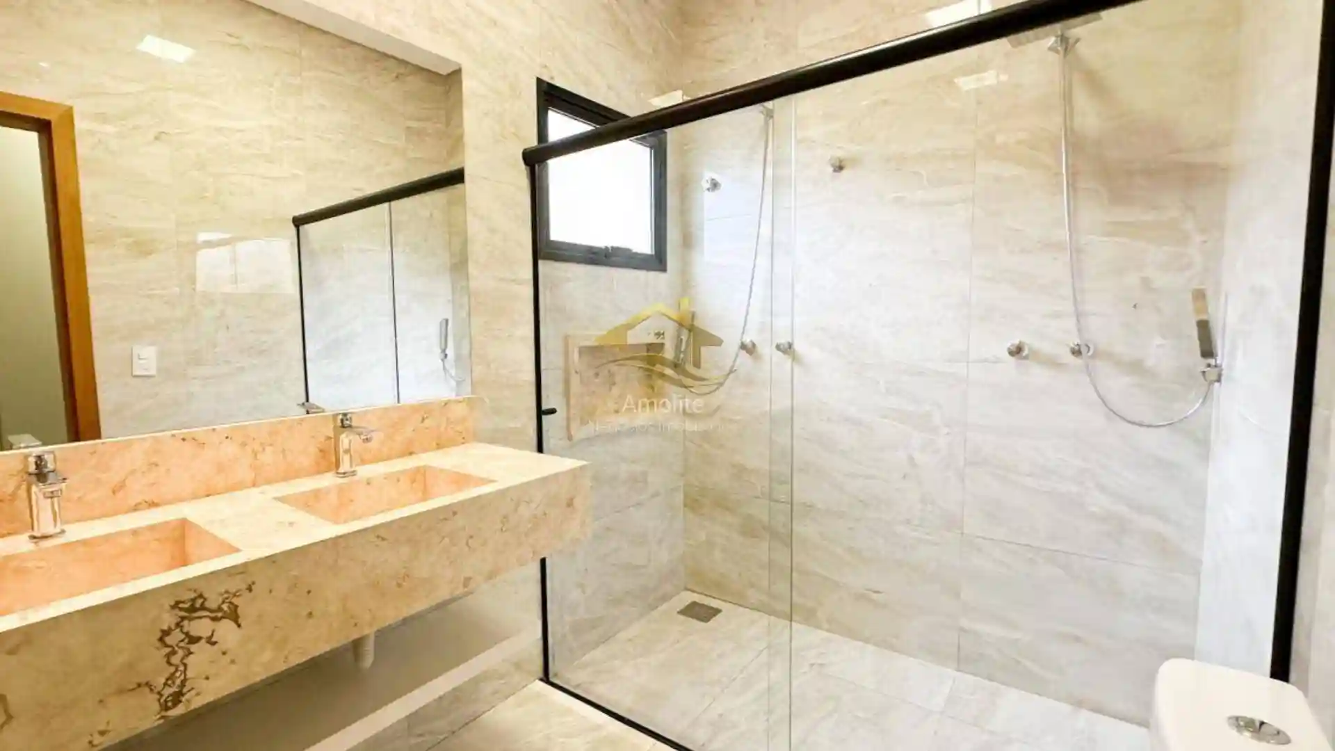 Casa de Condomínio com 3 quartos à venda, 210m² — foto 4 de 24