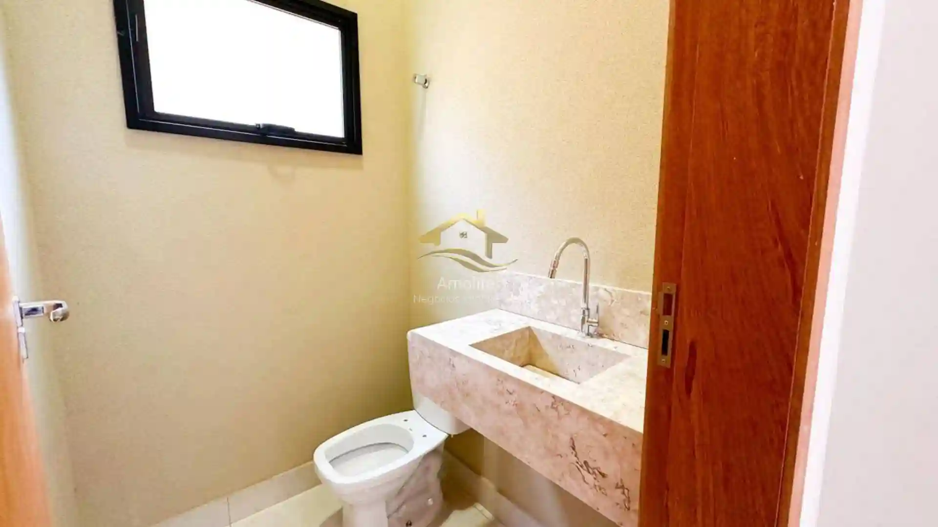 Casa de Condomínio com 3 quartos à venda, 210m² — foto 22 de 24
