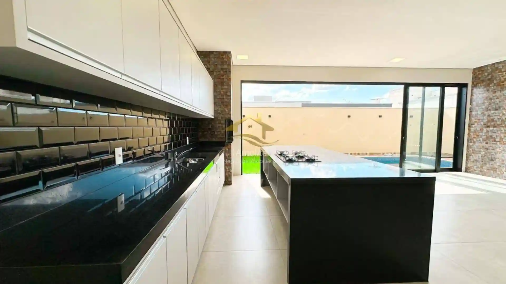Casa de Condomínio com 3 quartos à venda, 210m² — foto 15 de 24