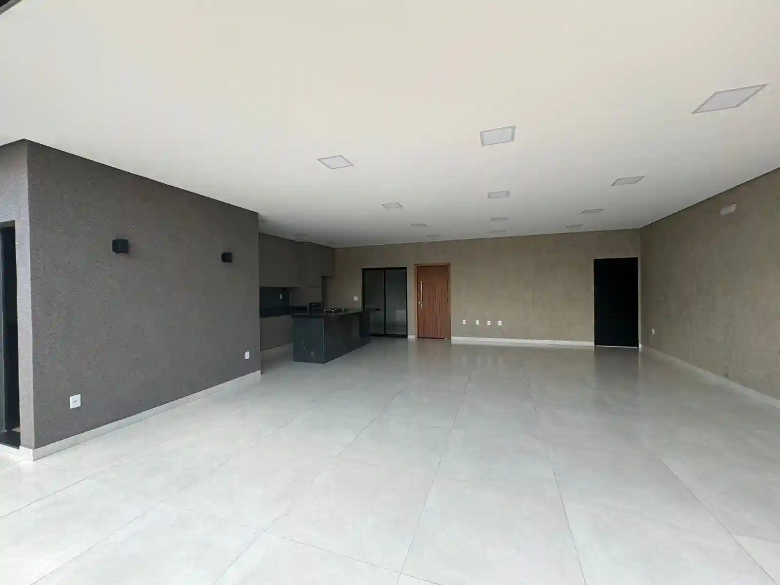 Casa com 3 quartos à venda, 300m² — foto 6 de 19