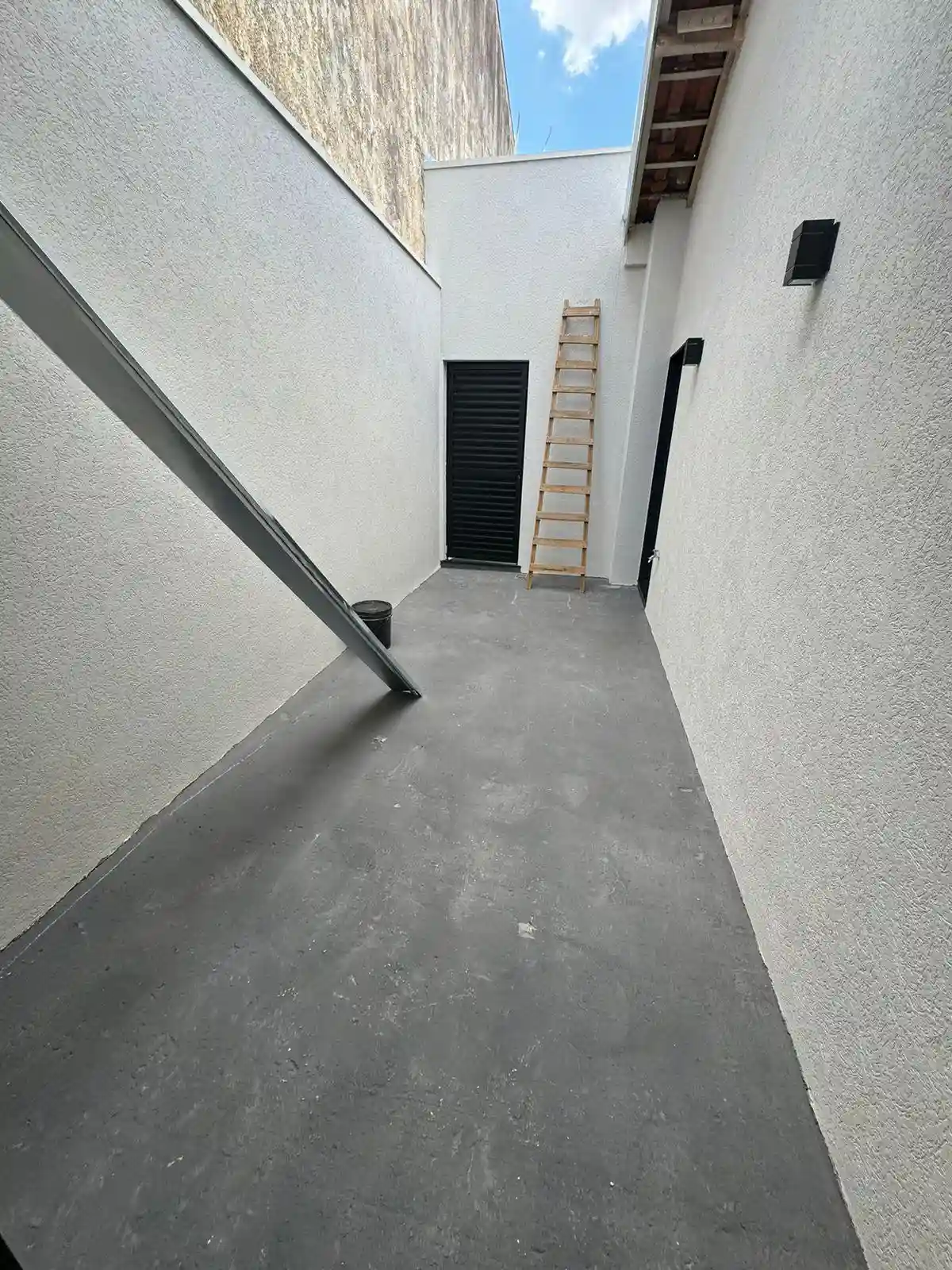 Casa com 3 quartos à venda, 300m² — foto 13 de 19