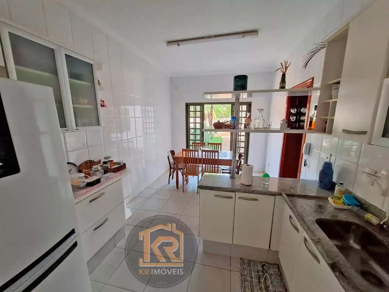 Casa com 4 quartos à venda, 415m² — foto 18 de 40
