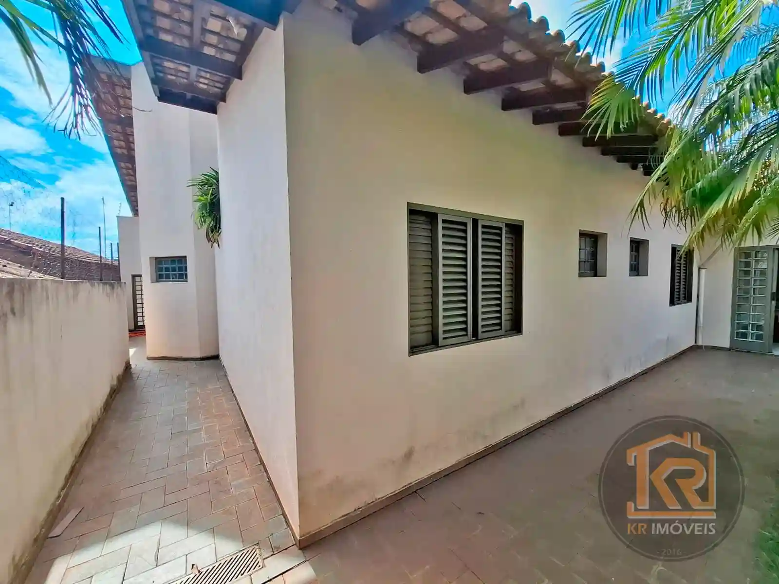 Casa com 4 quartos à venda, 415m² — foto 37 de 40