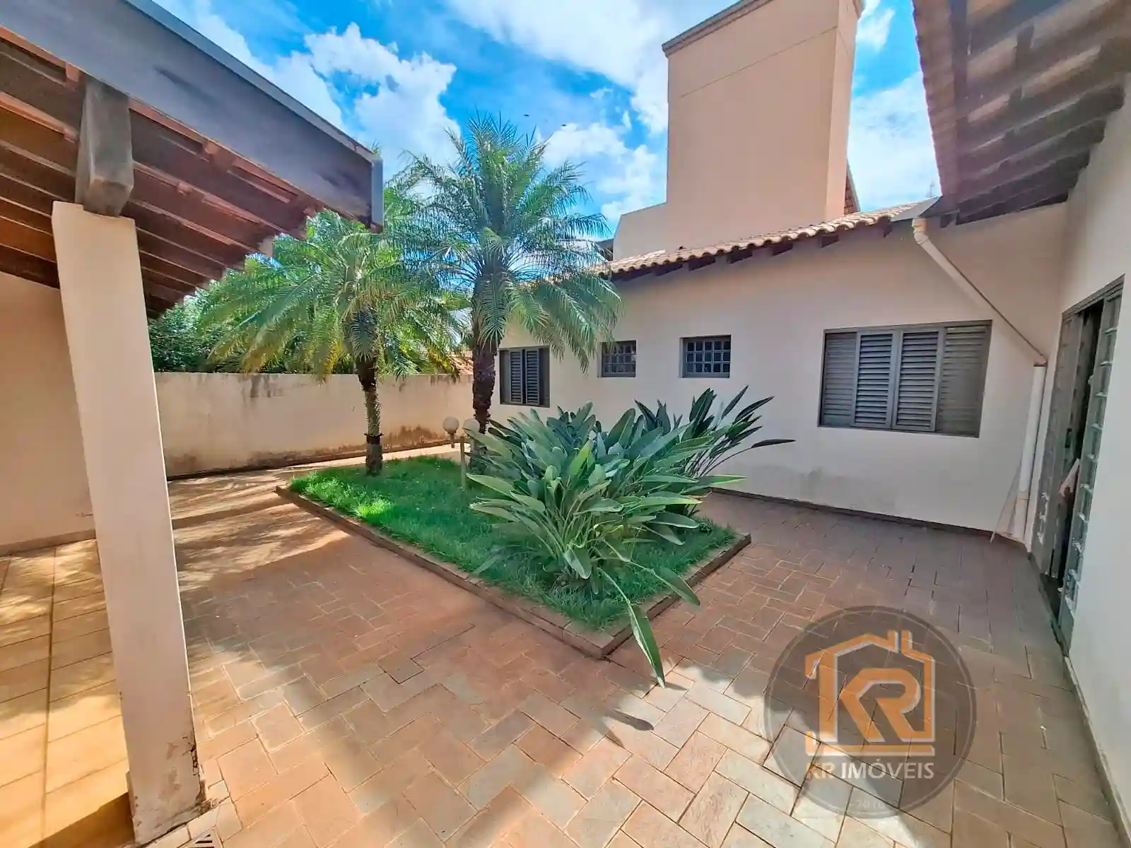Casa com 4 quartos à venda, 415m² — foto 35 de 40