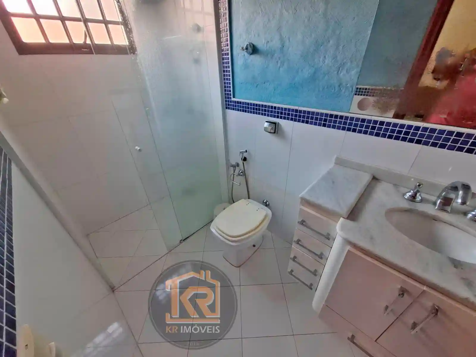 Casa com 4 quartos à venda, 415m² — foto 33 de 40