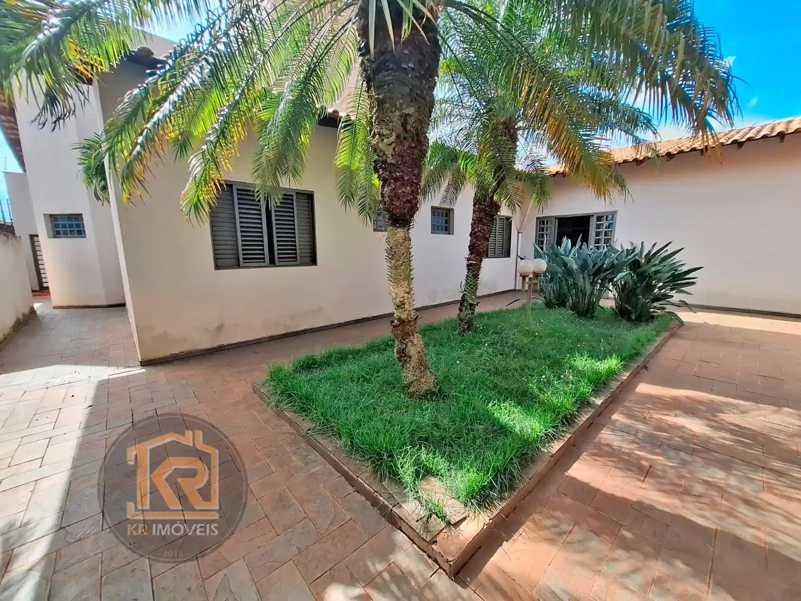 Casa com 4 quartos à venda, 415m² — foto 38 de 40