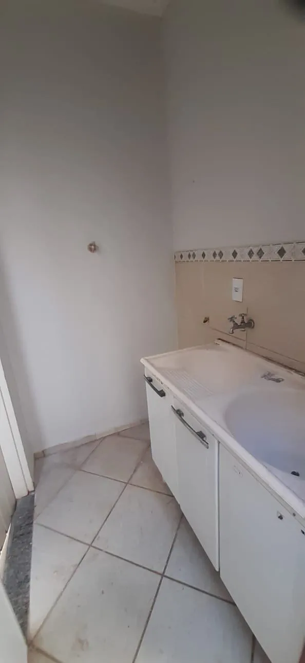Casa com 3 quartos para aluguel, 180m² — foto 19 de 21