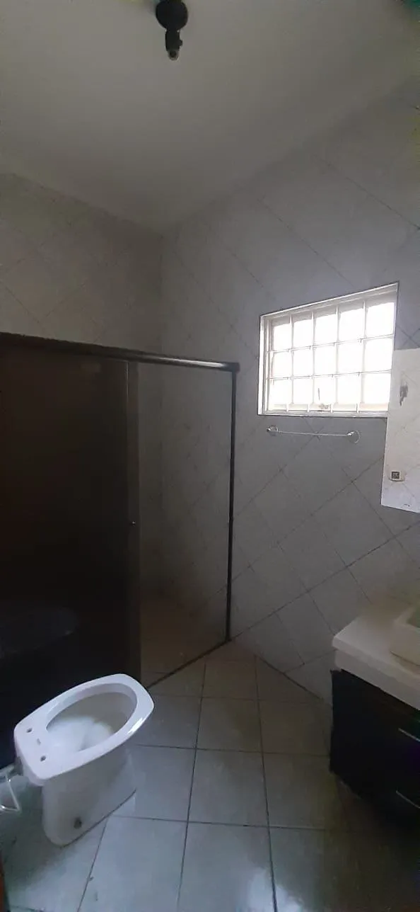 Casa com 3 quartos para aluguel, 180m² — foto 14 de 21