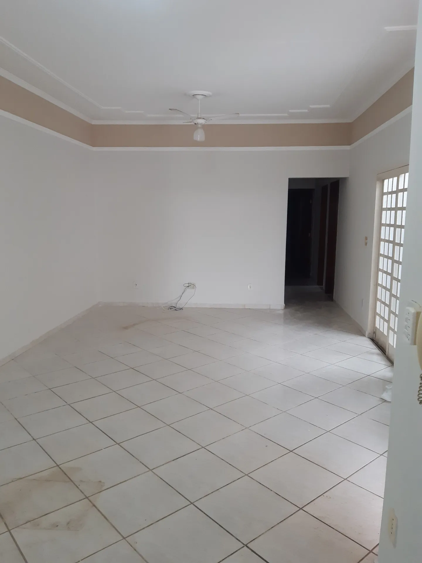 Casa com 3 quartos para aluguel, 180m² — foto 3 de 21