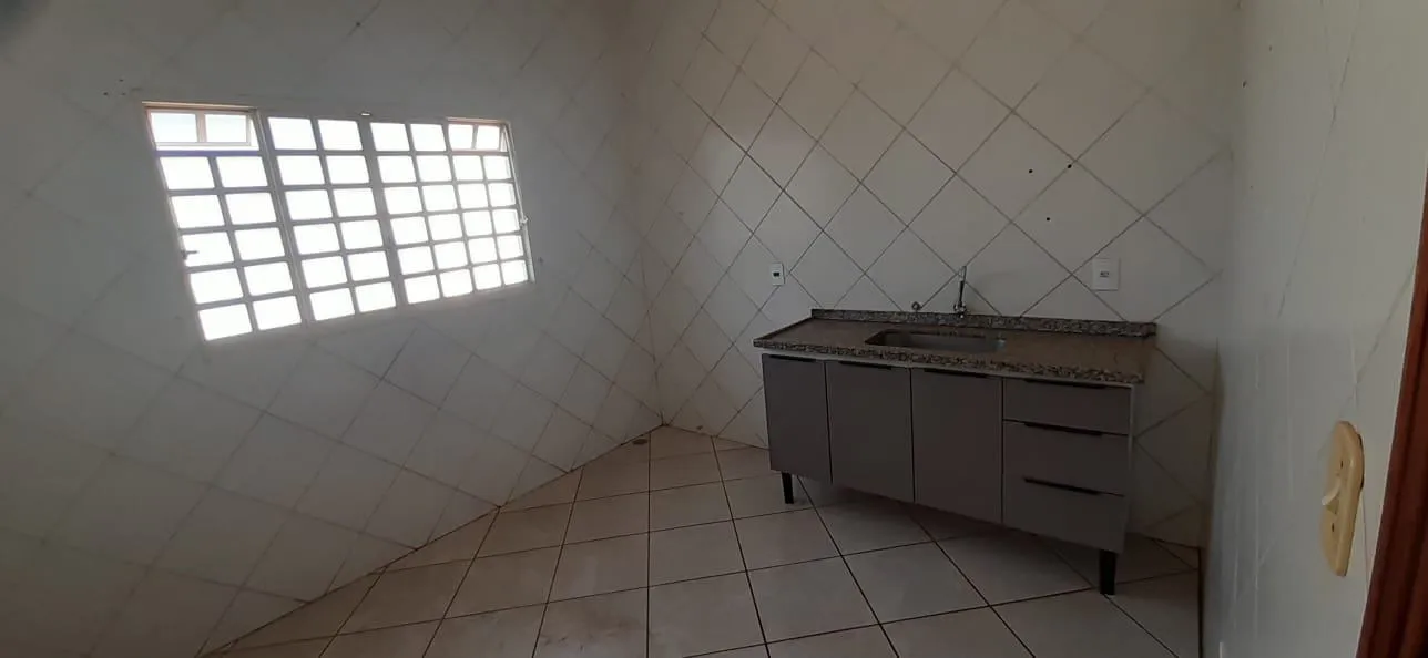 Casa com 3 quartos para aluguel, 180m² — foto 11 de 21