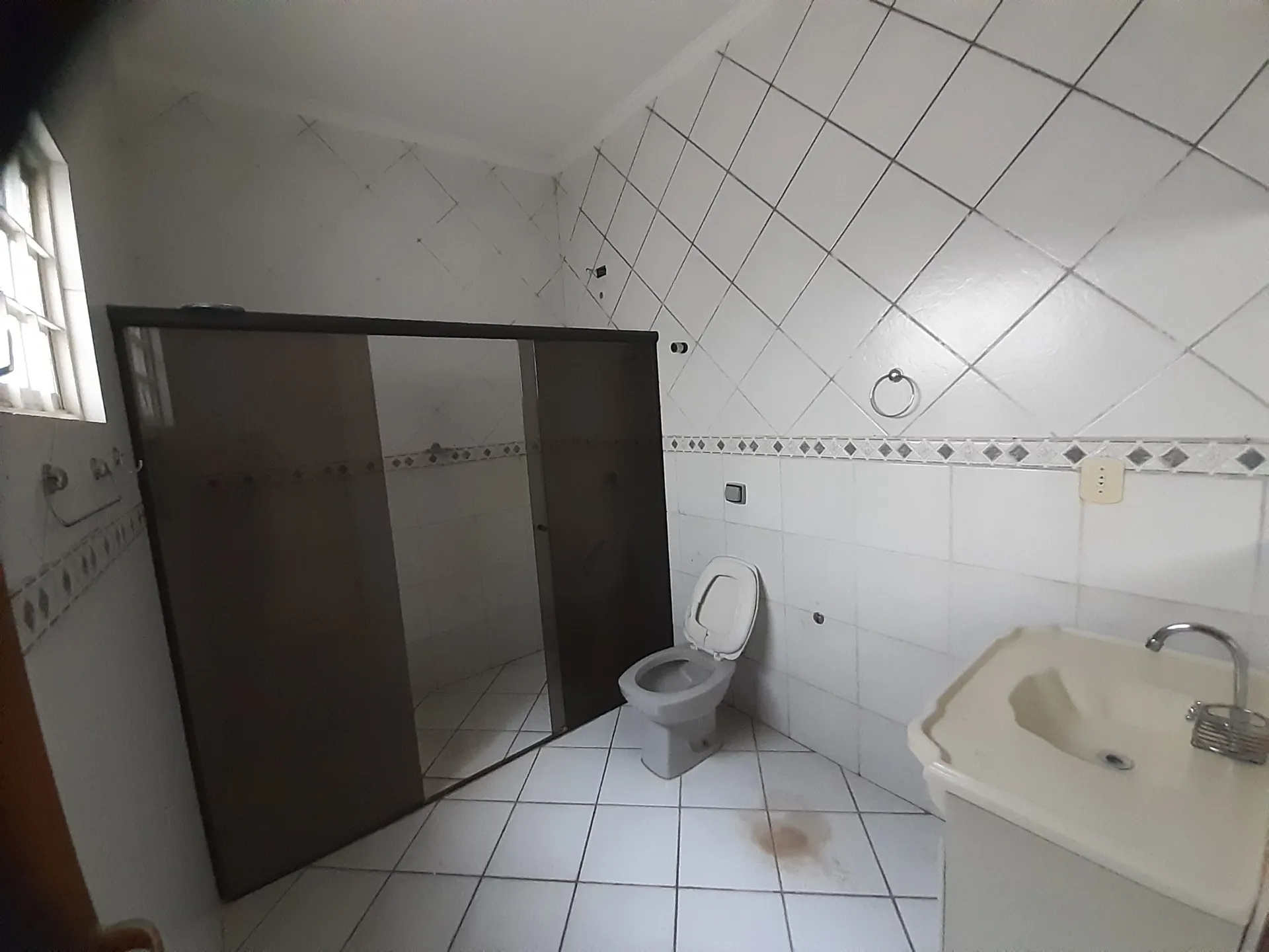 Casa com 3 quartos para aluguel, 180m² — foto 8 de 21
