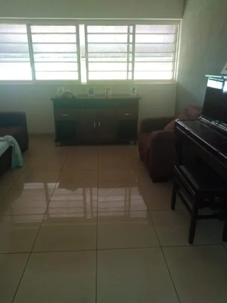 Sobrado à venda — foto 1 de 8