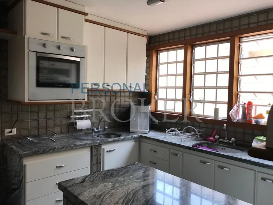 Casa à venda — foto 2 de 8