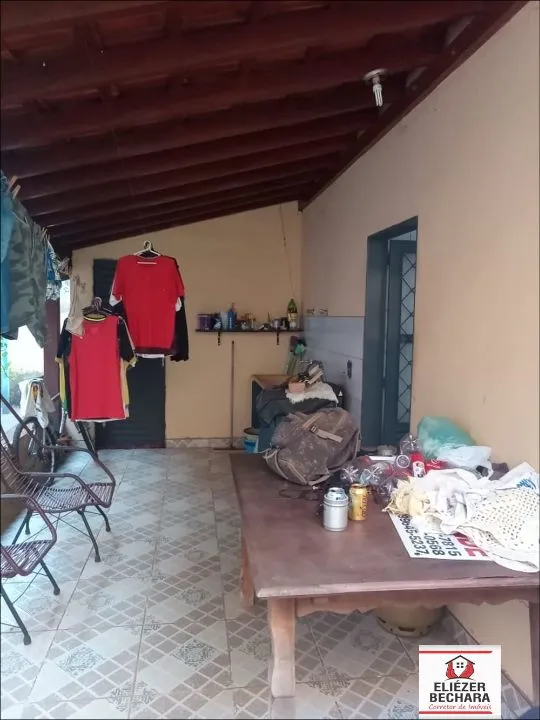Casa à venda — foto 2 de 12