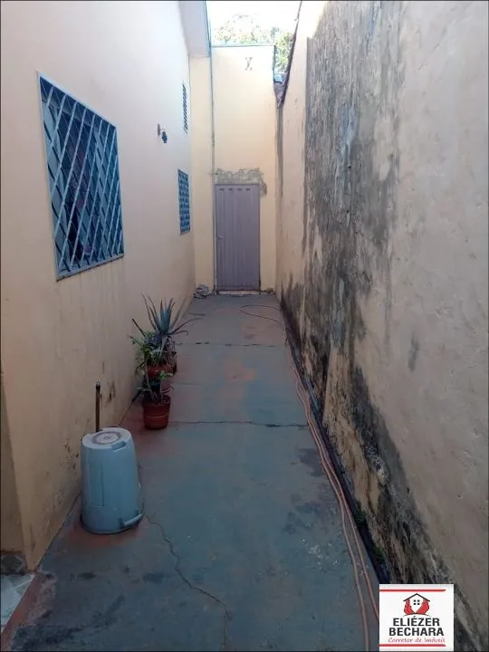Casa à venda — foto 9 de 12