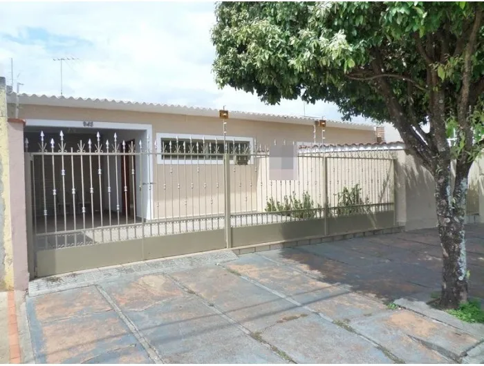 Casa à venda — foto 1 de 5