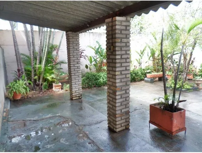Casa à venda — foto 5 de 5