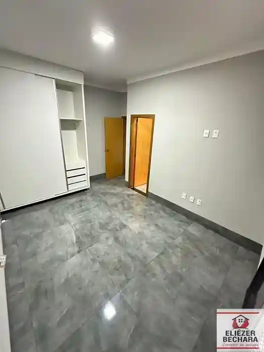 Casa com 4 quartos à venda, 190m² — foto 21 de 26