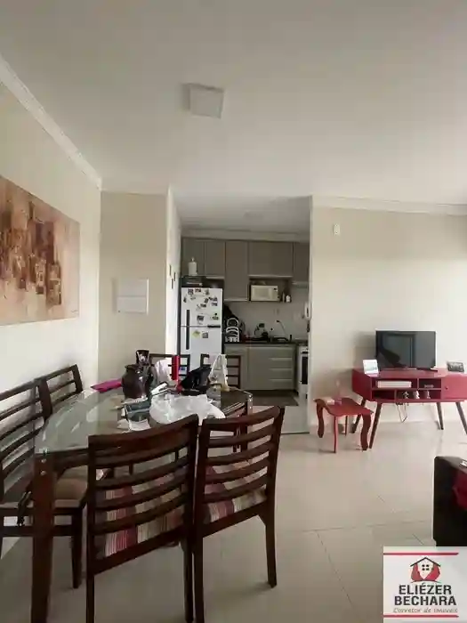 Apartamento com 2 quartos à venda, 65m² — foto 2 de 12