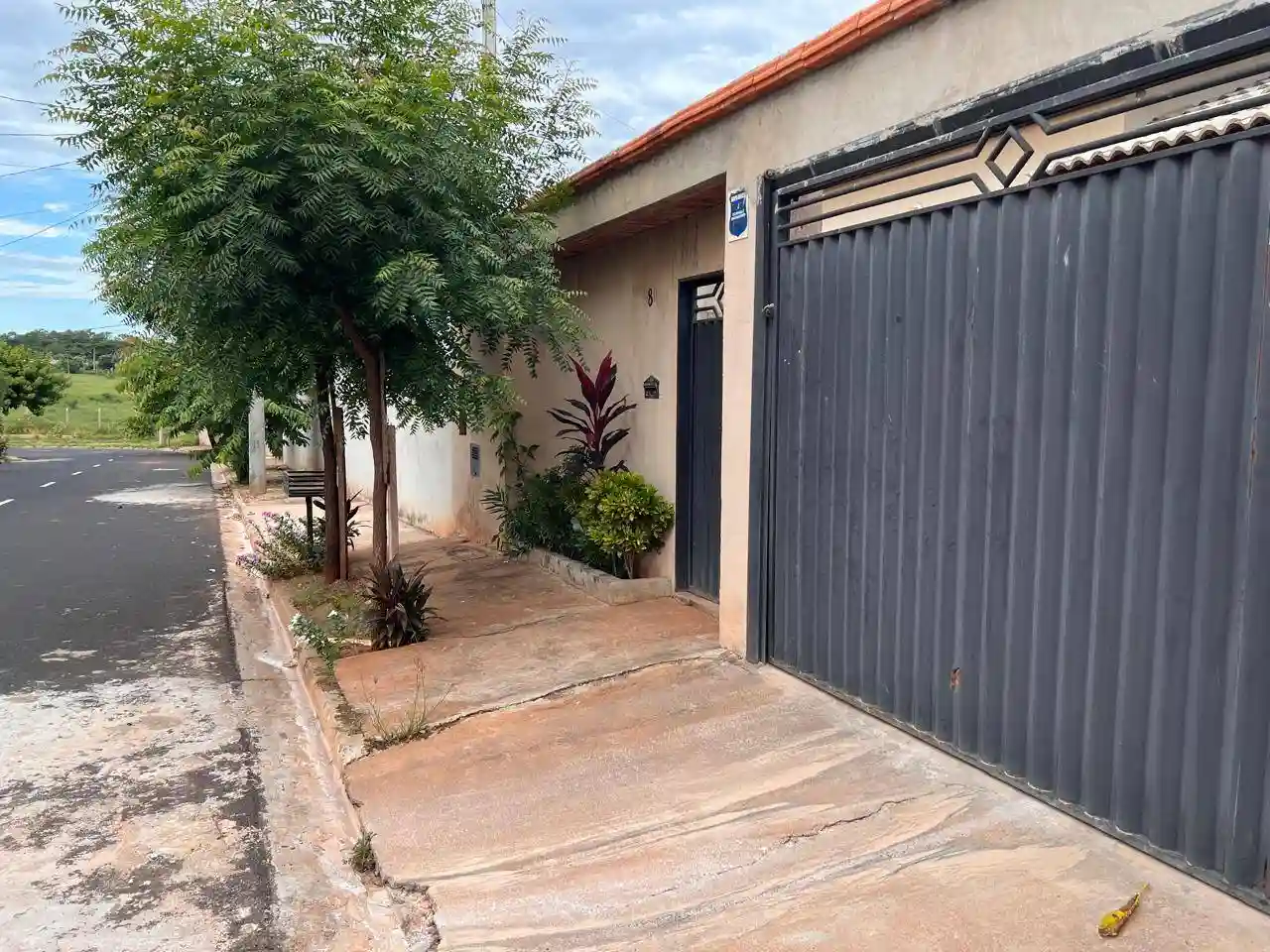 Casa com 3 quartos à venda, 88m² — foto 2 de 15