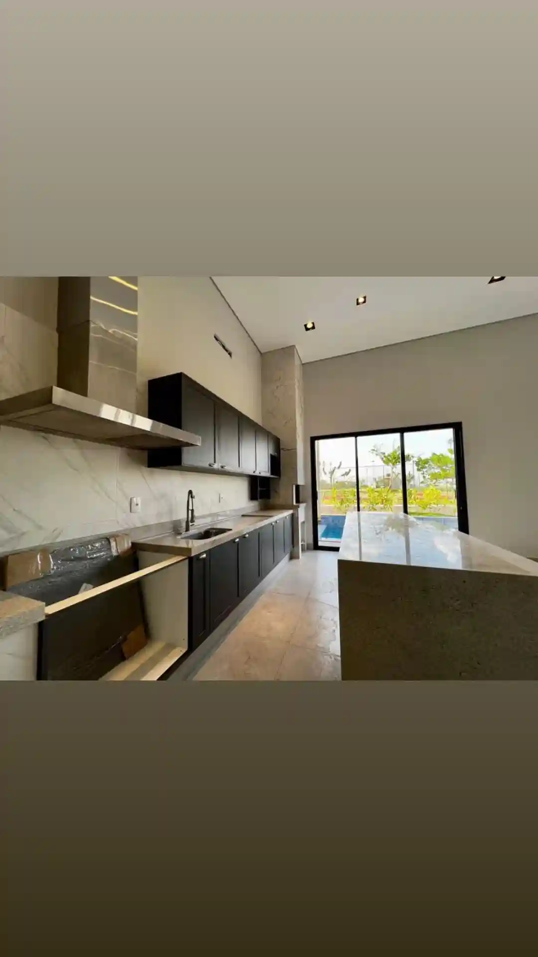 Casa de Condomínio com 3 quartos à venda, 208m² — foto 6 de 10