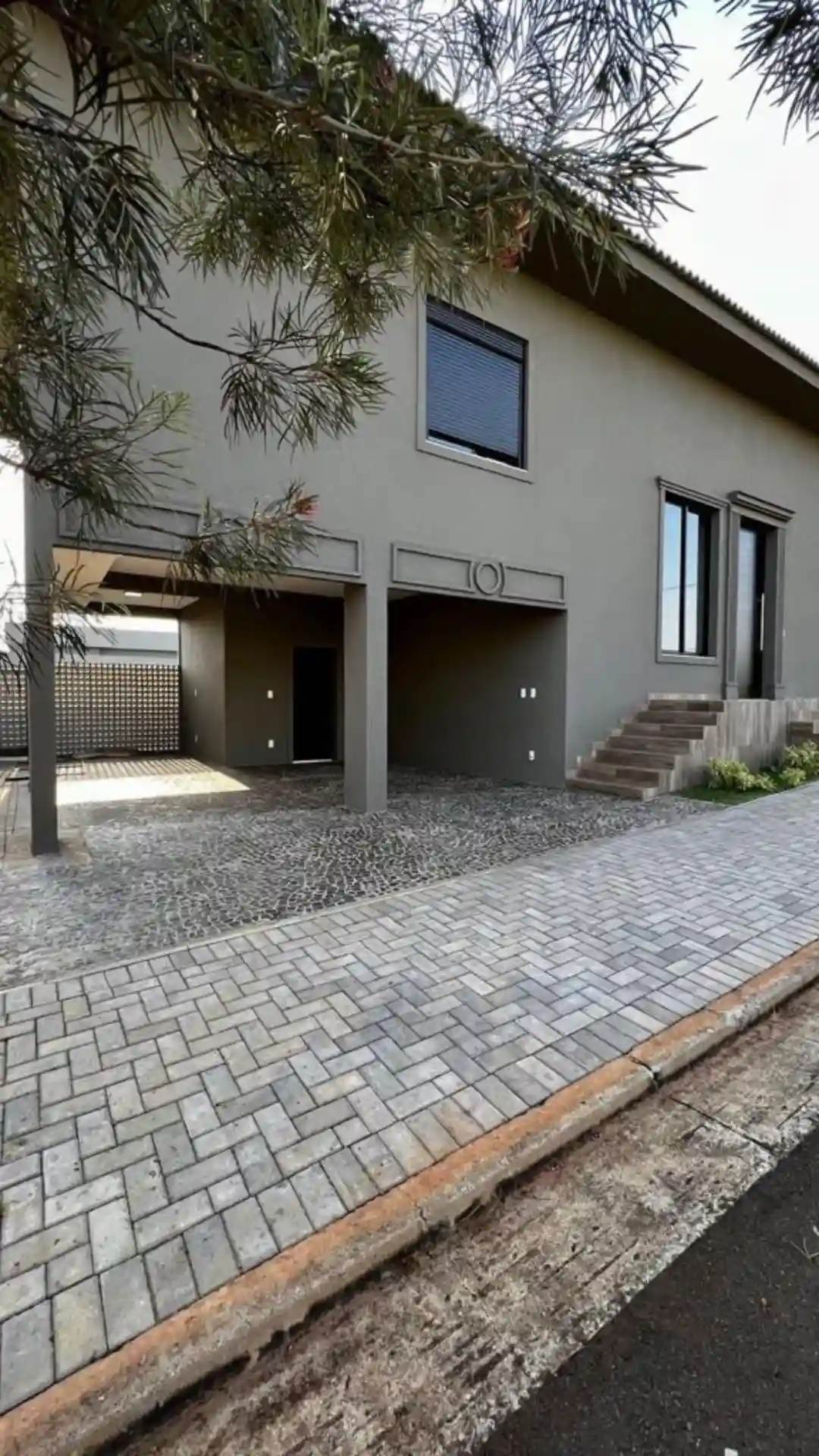 Casa de Condomínio com 3 quartos à venda, 208m² — foto 1 de 10