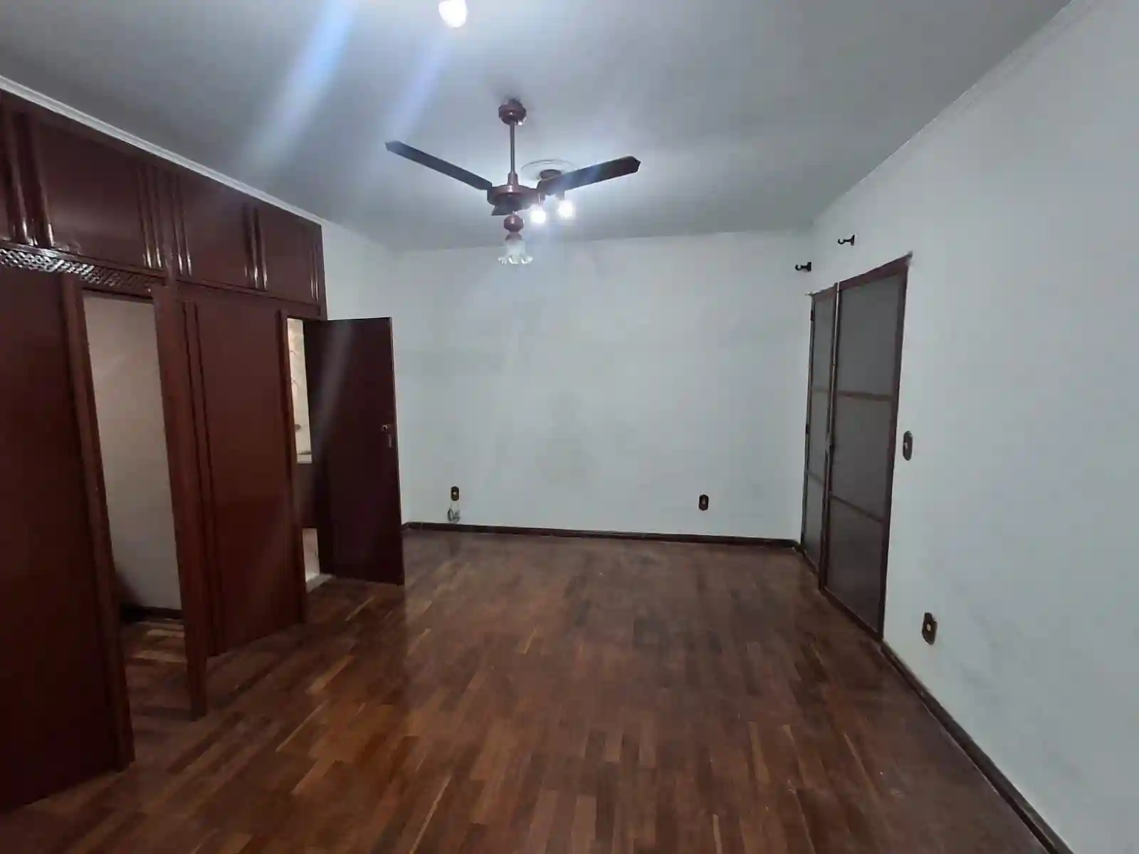 Casa com 3 quartos para aluguel, 180m² — foto 13 de 18