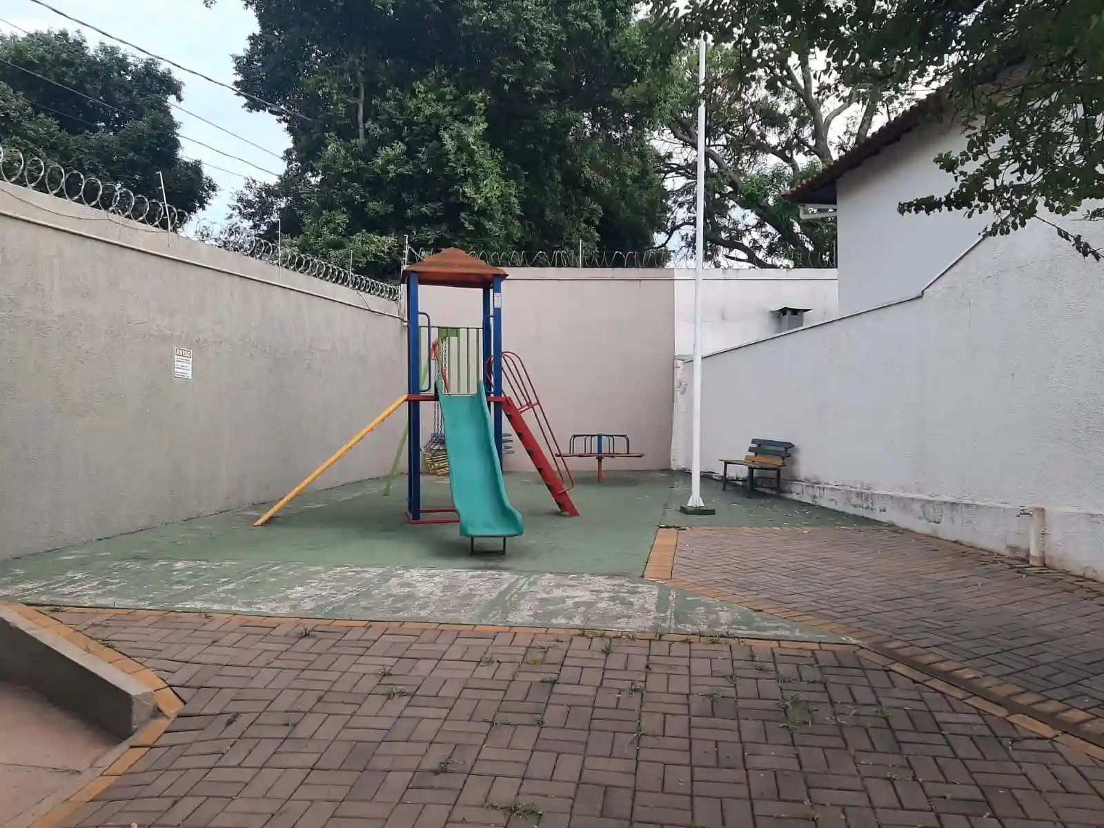 Casa de Condomínio com 3 quartos à venda, 160m² — foto 3 de 23