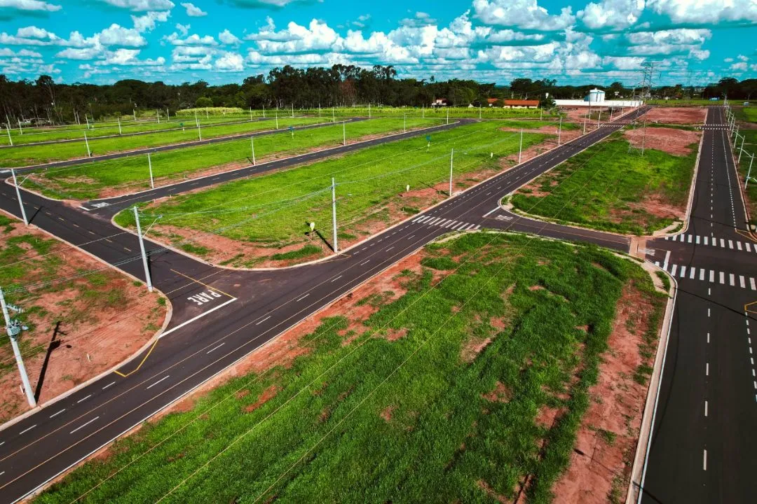 Terreno / Lote / Condomínio à venda — foto 8 de 11
