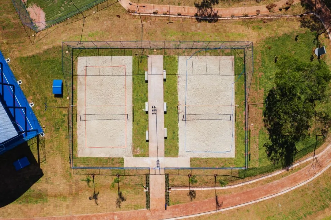 Terreno / Lote / Condomínio à venda — foto 9 de 11