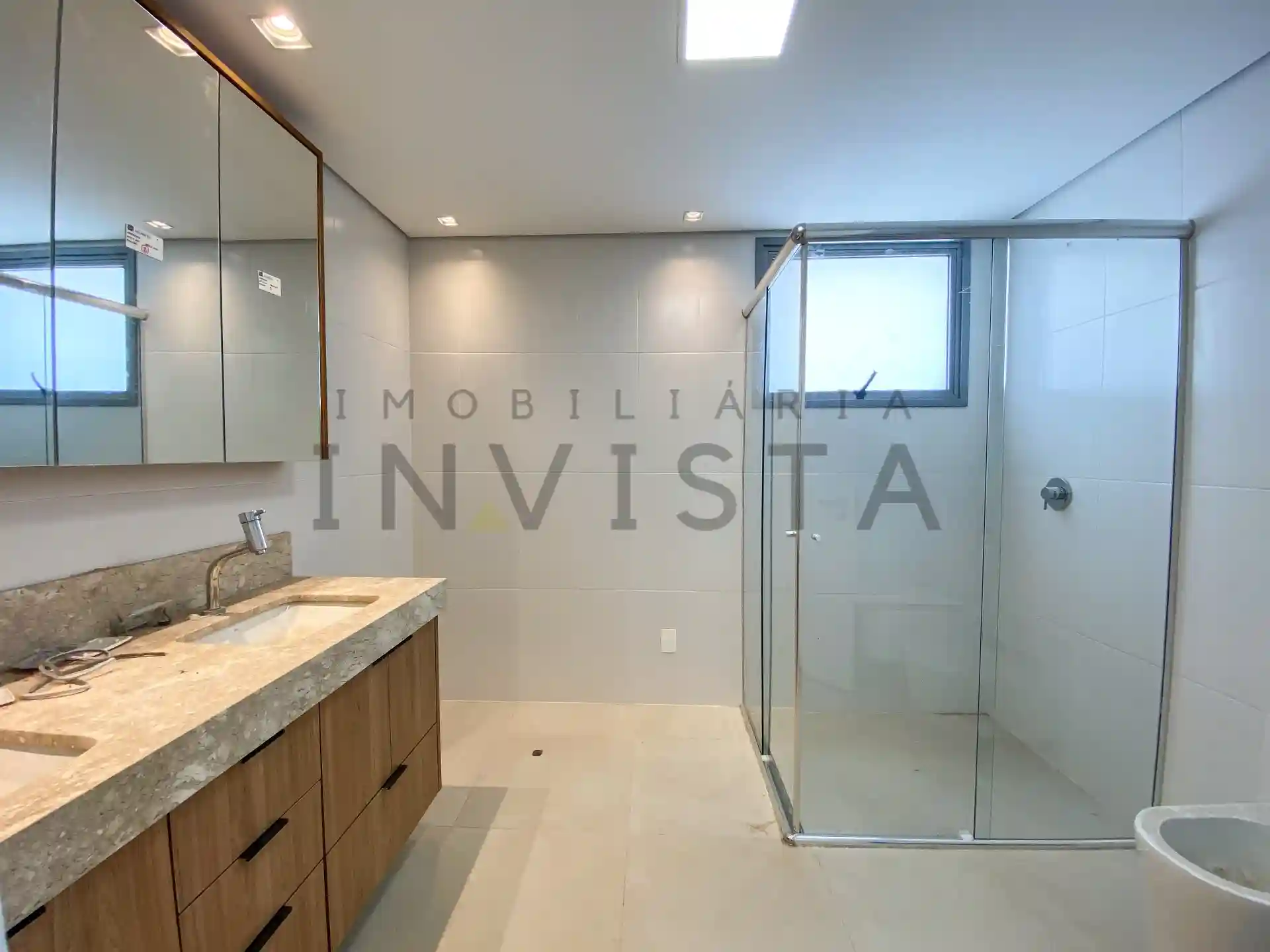Apartamento com 4 quartos para aluguel, 343m² — foto 4 de 9