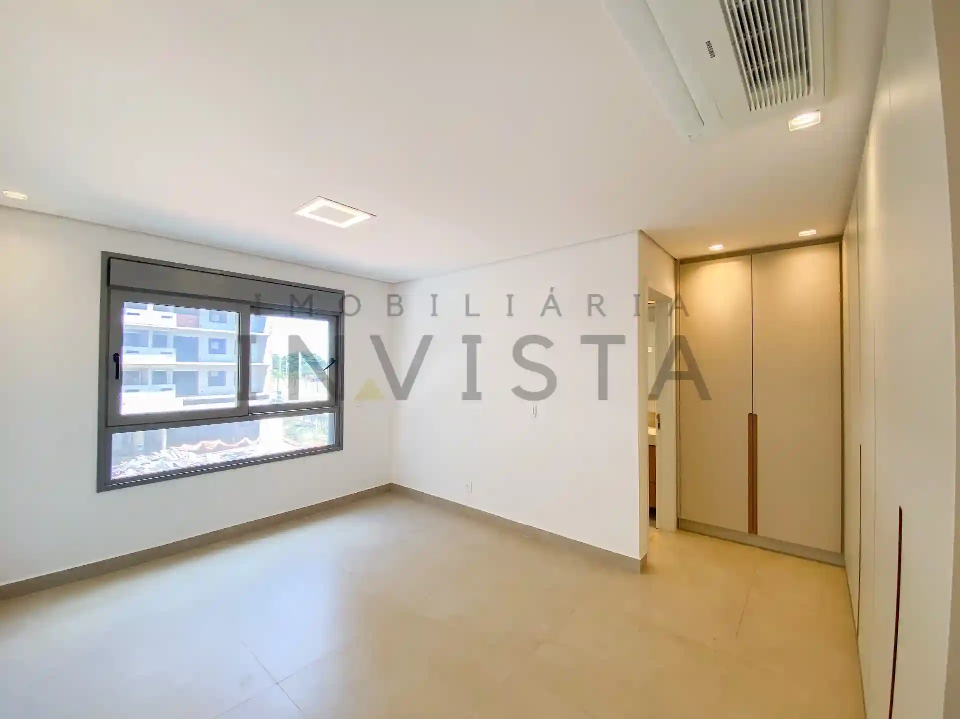 Apartamento com 4 quartos para aluguel, 343m² — foto 8 de 9