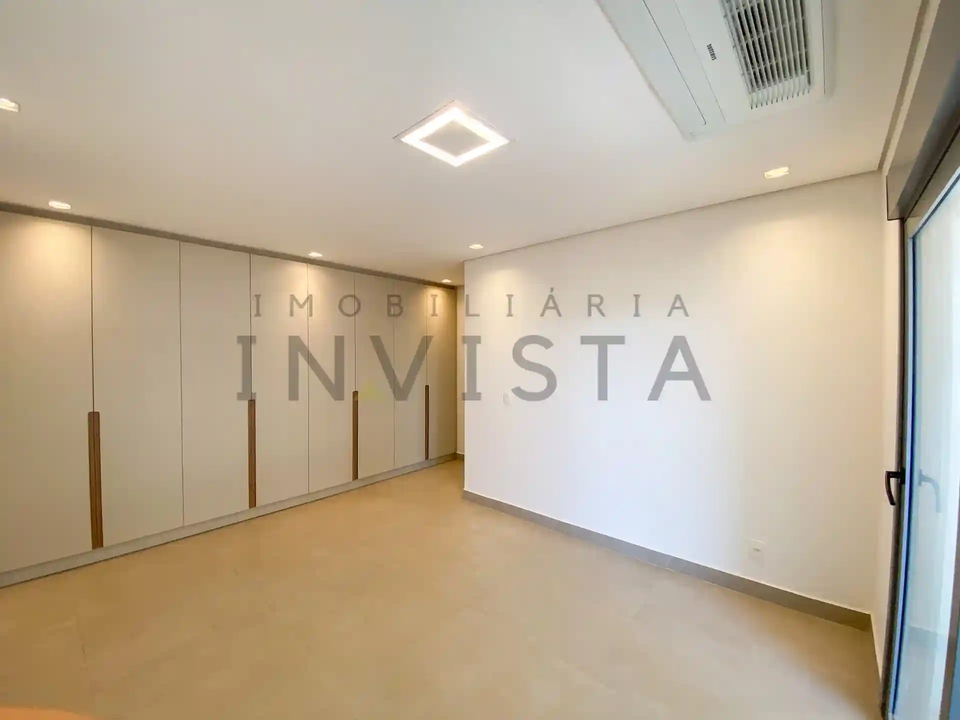 Apartamento com 4 quartos para aluguel, 343m² — foto 6 de 9